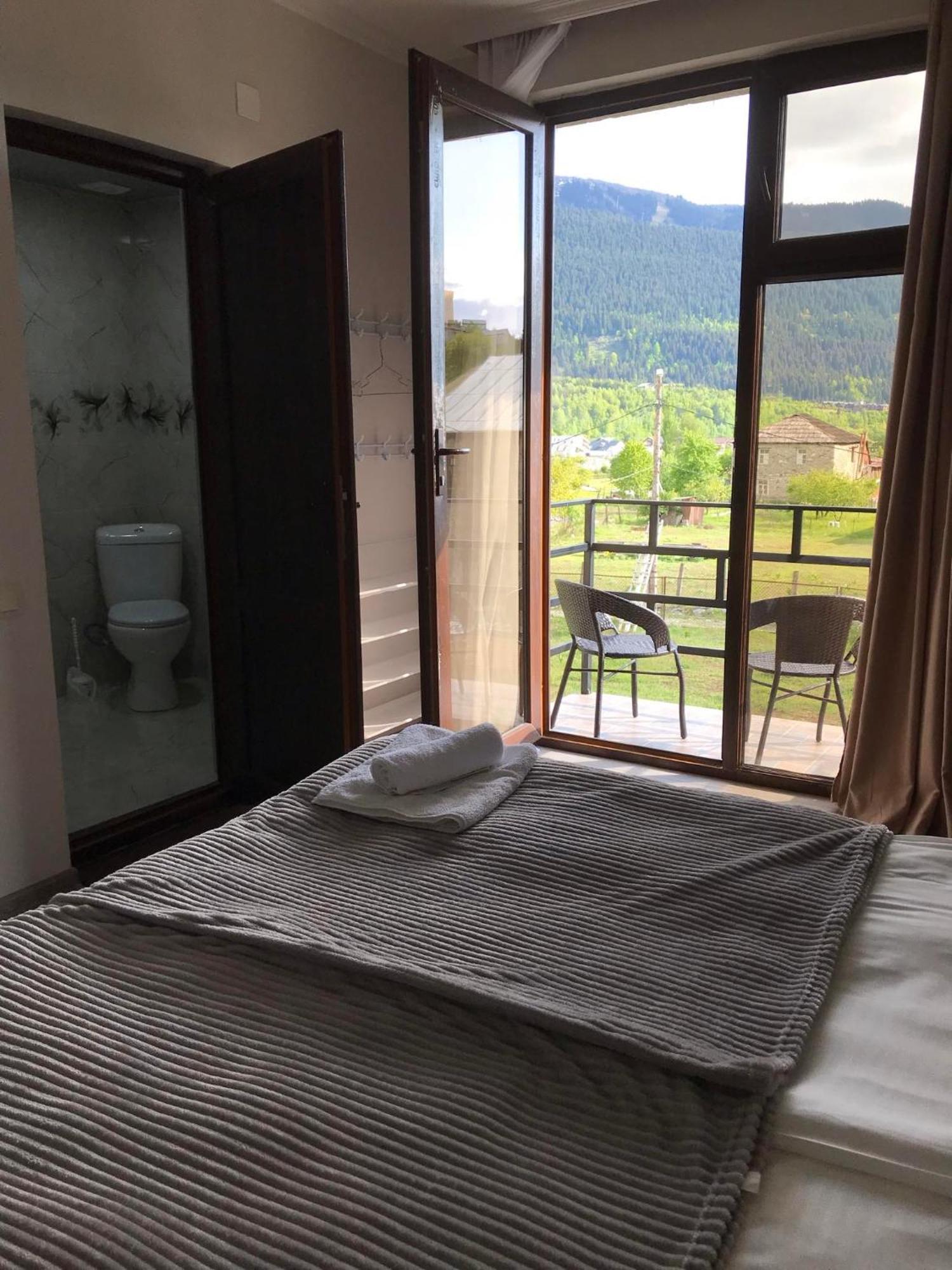 Ninama Hotel Mestia Luaran gambar