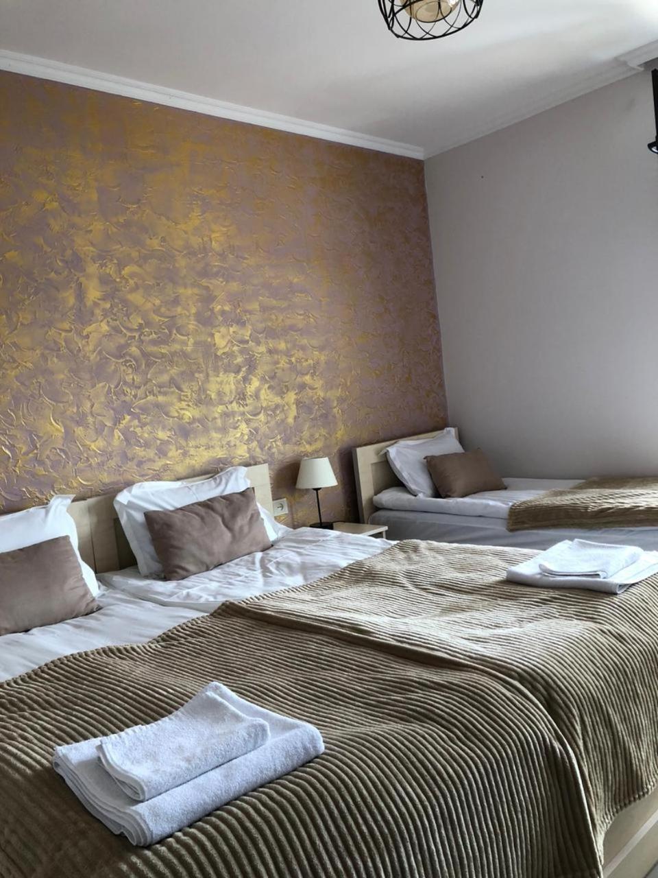 Ninama Hotel Mestia Luaran gambar