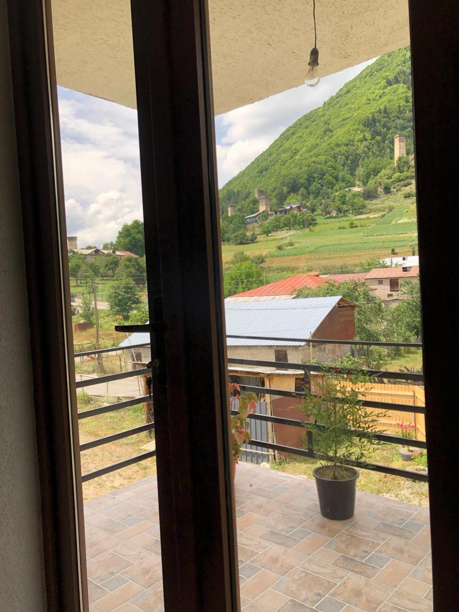 Ninama Hotel Mestia Luaran gambar