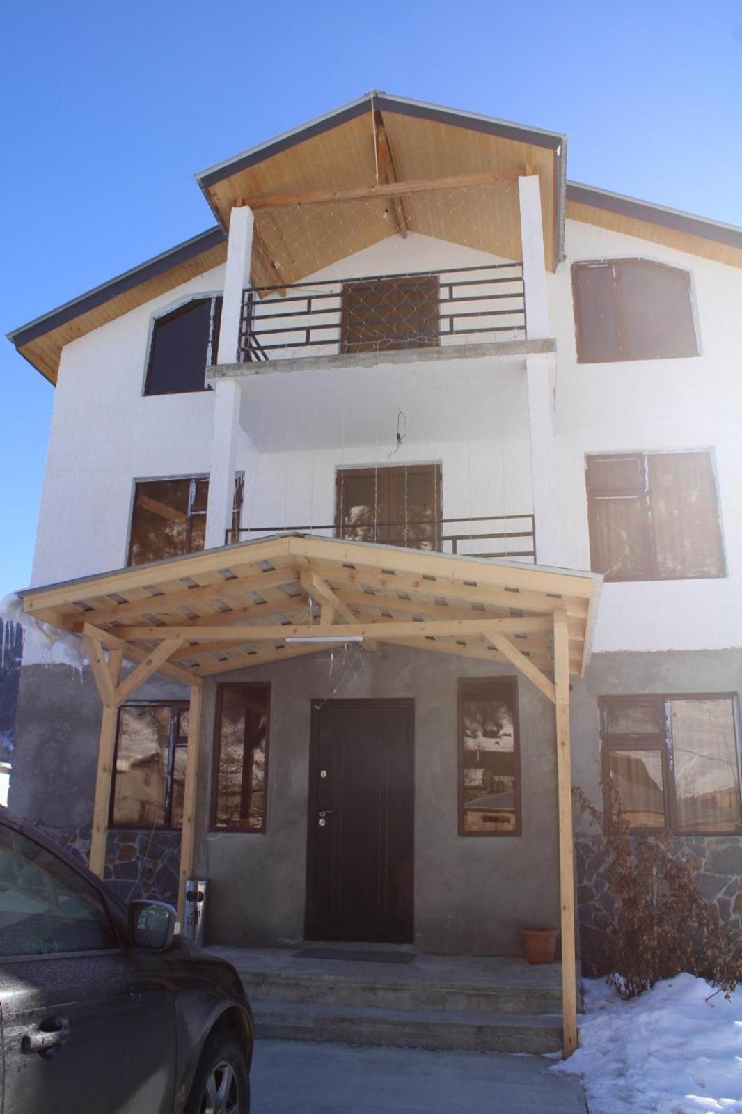 Ninama Hotel Mestia Luaran gambar